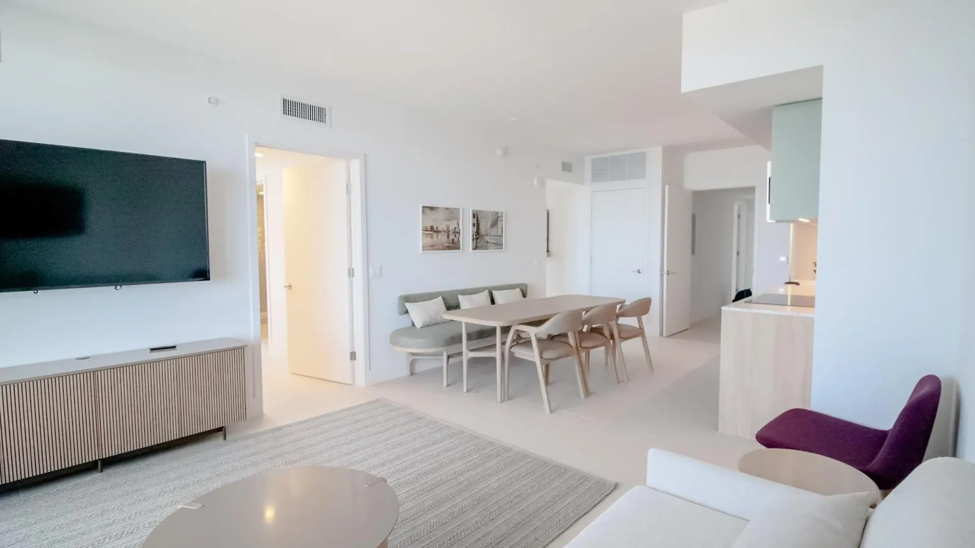 Luxurious Downtown Escape Apartment Miami