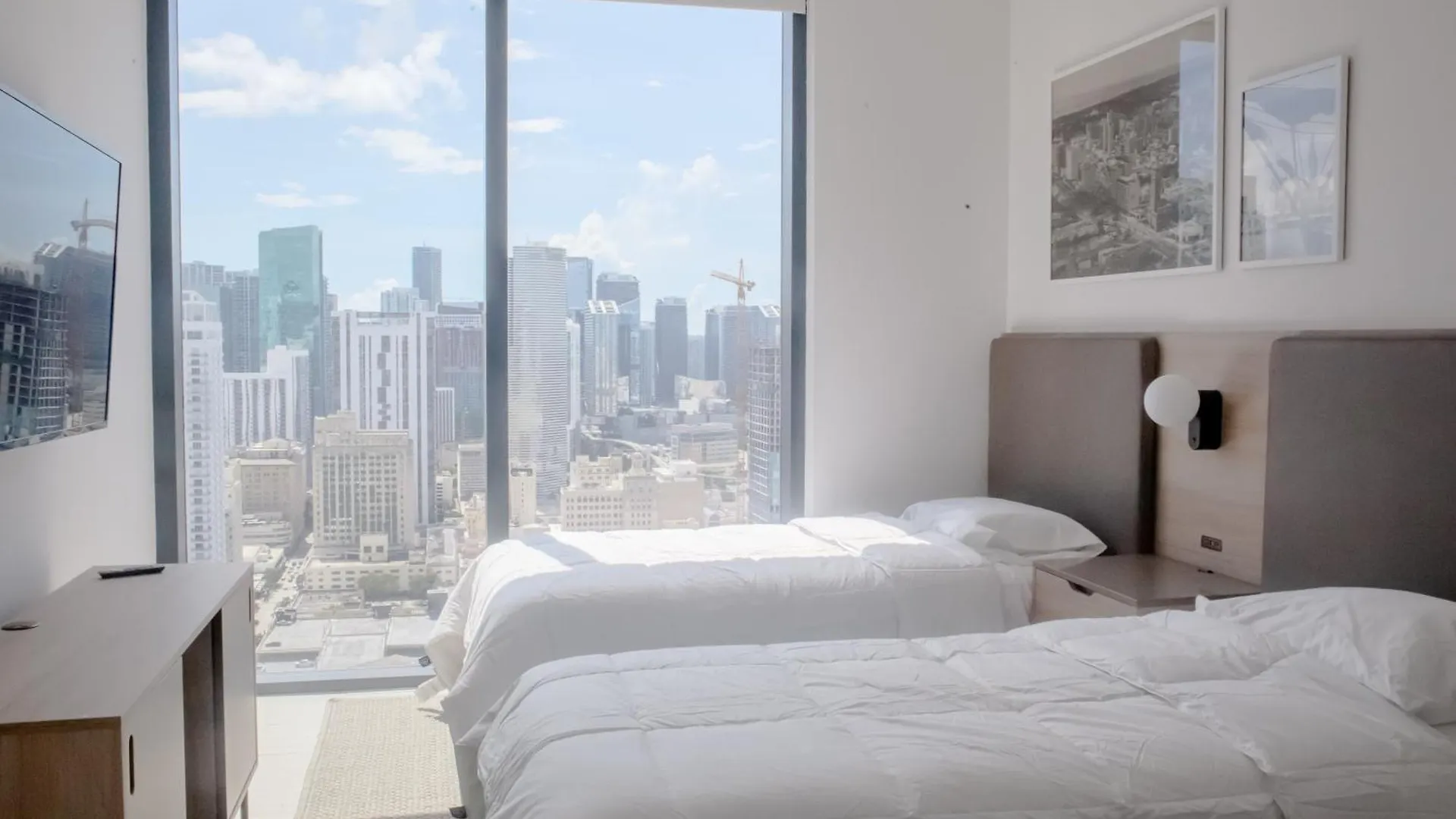 Apartment Luxurious Downtown Escape *
