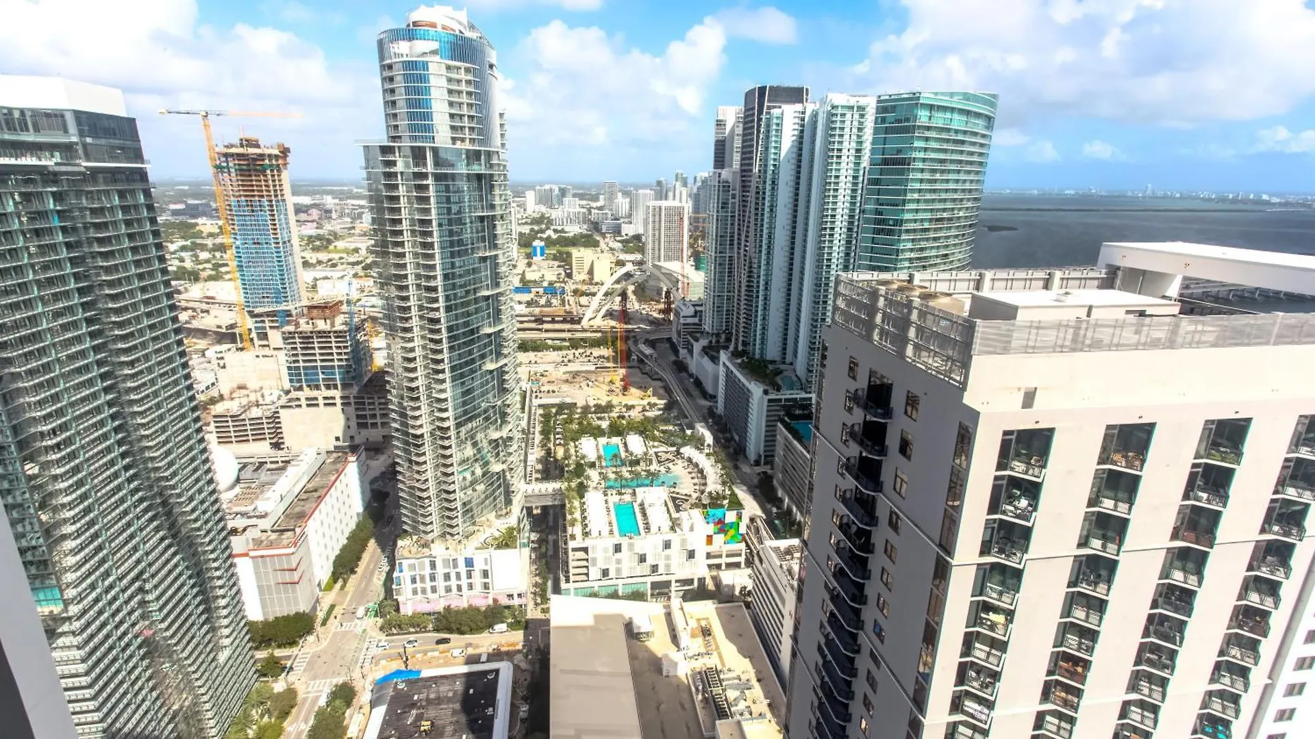Apartment Luxurious Downtown Escape Miami