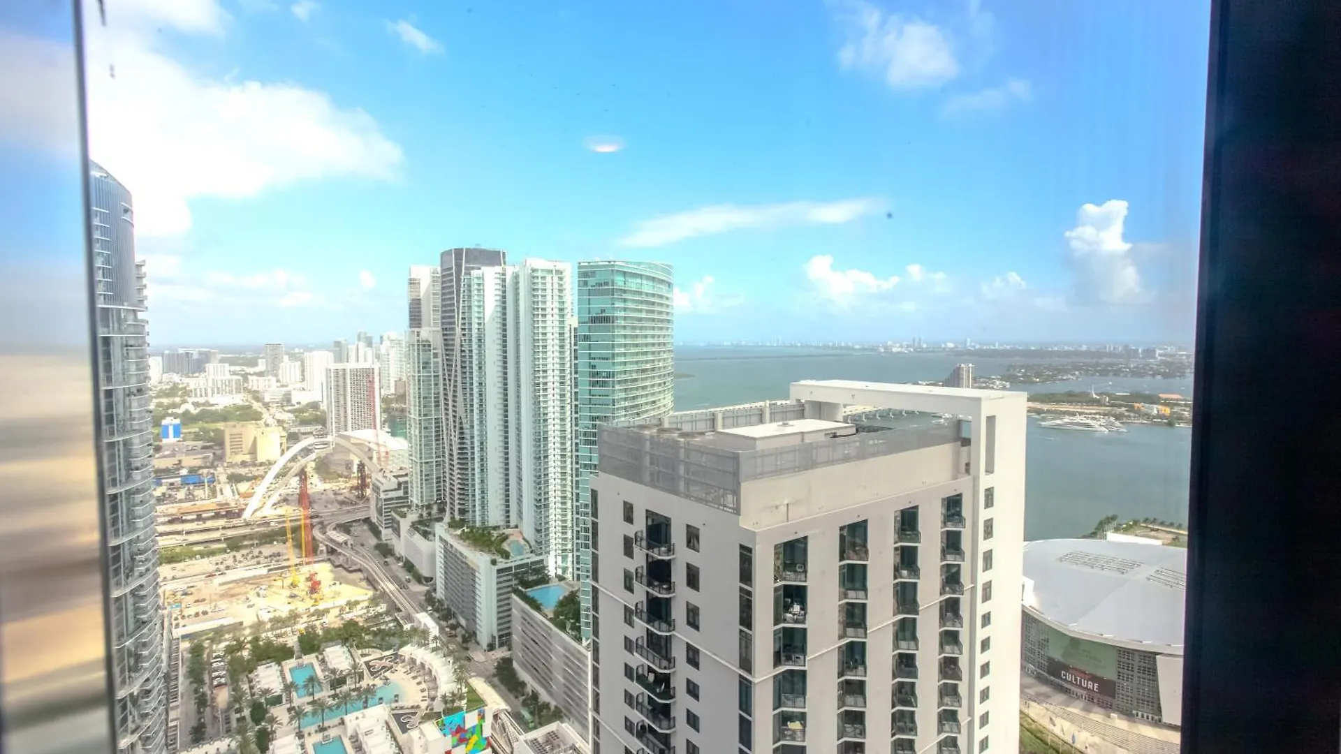 Luxurious Downtown Escape Apartment Miami