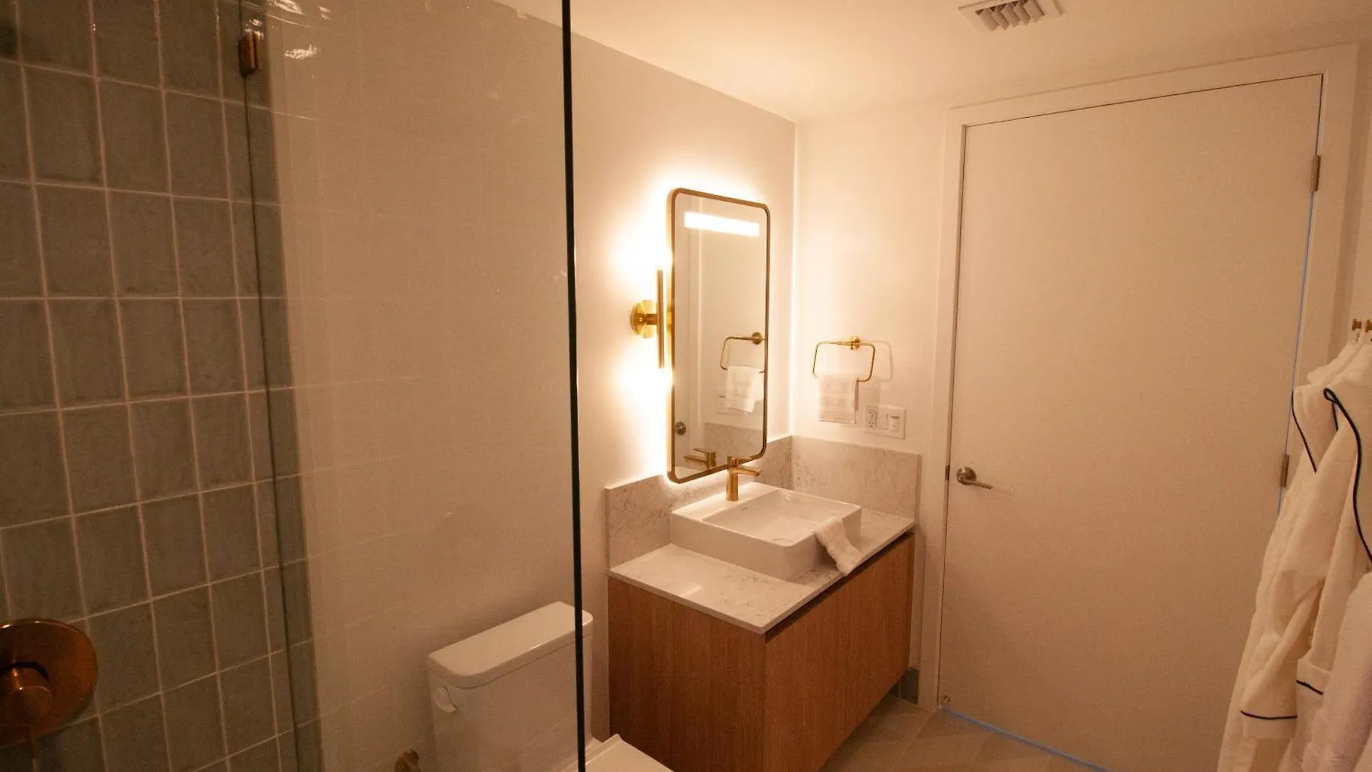 Luxurious Downtown Escape Apartment Miami