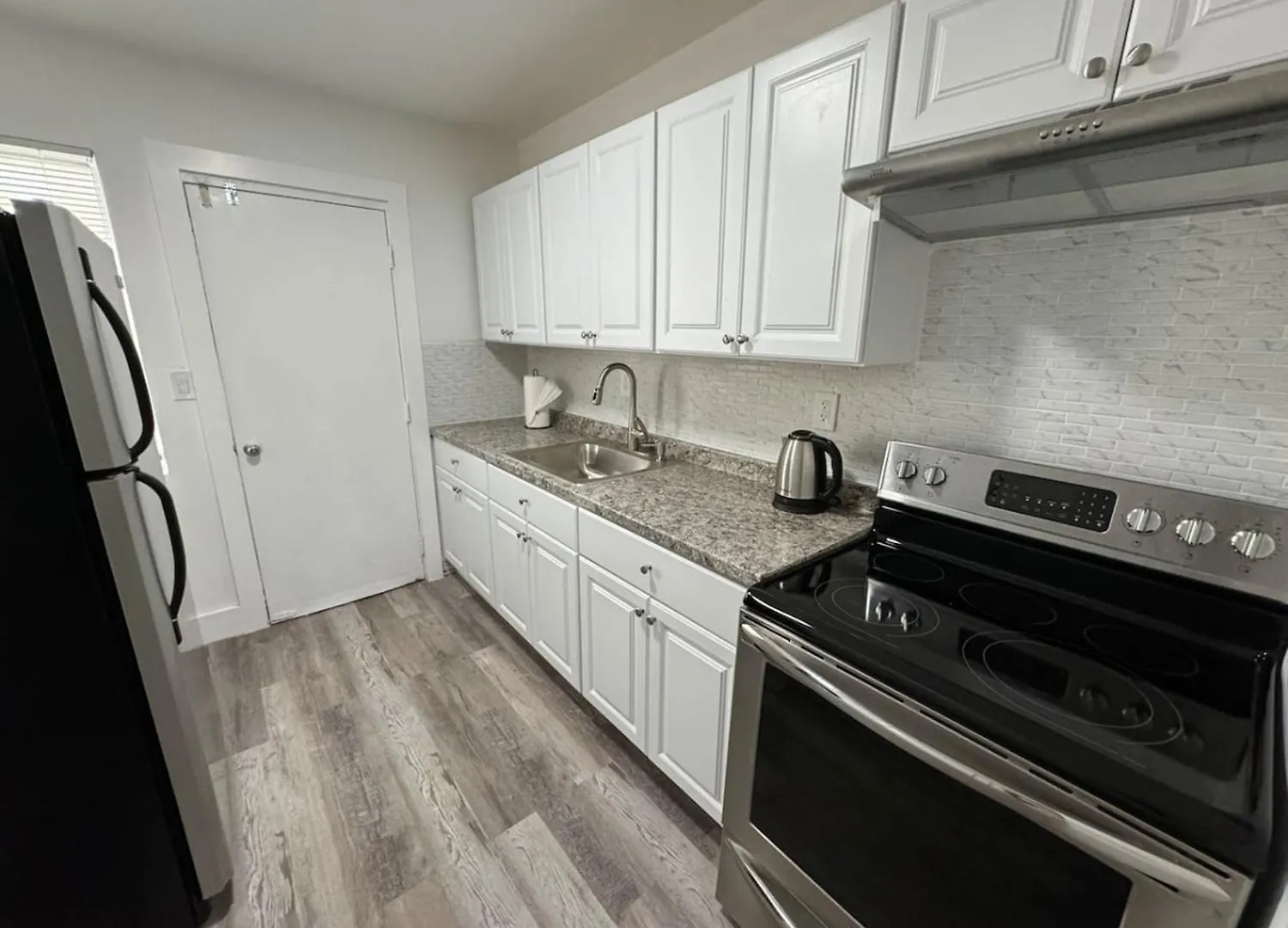 Remodeled Little Havanna Great Location דירה *