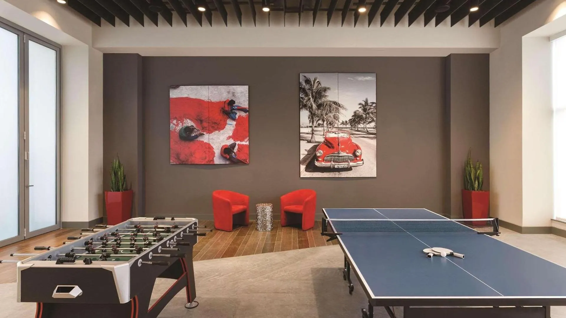 Radisson Red Airport 3* Miami