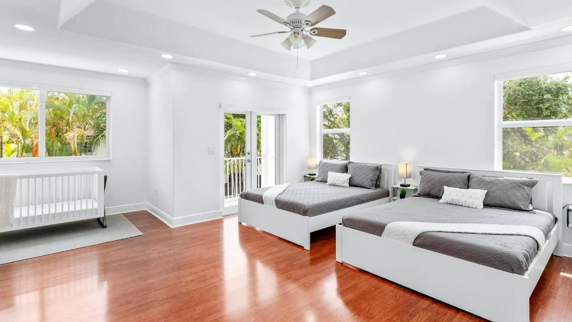 Luxe 5br I Pool Jacuzzi Fire Pit Piano Villa *