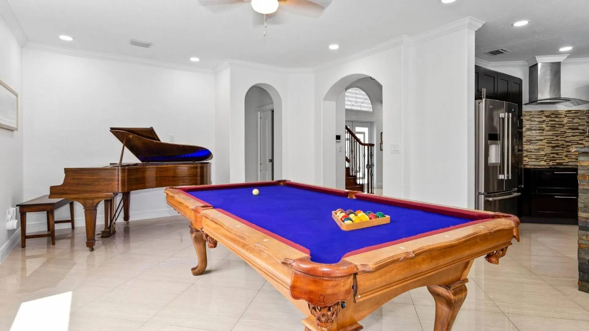 Luxe 5br I Pool Jacuzzi Fire Pit Piano Villa