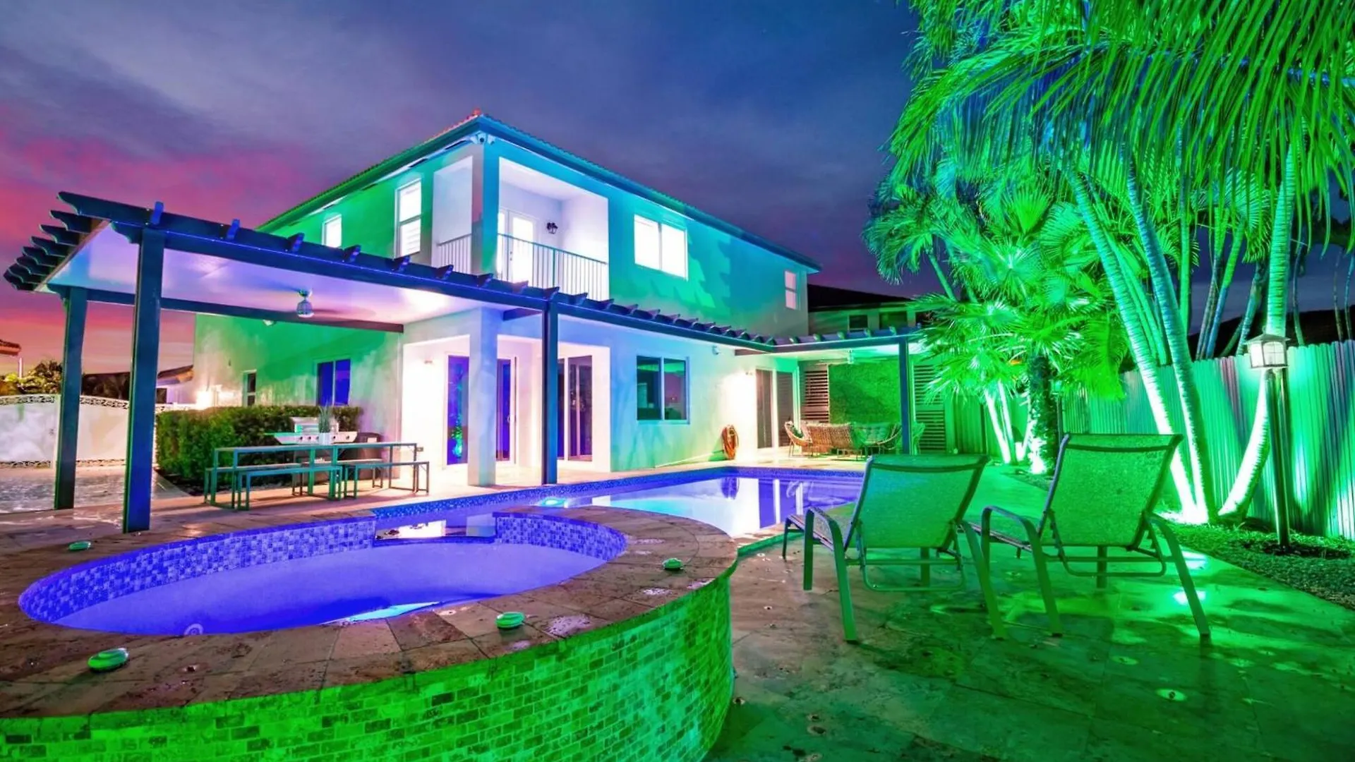 Villa Luxe 5br I Pool Jacuzzi Fire Pit Piano