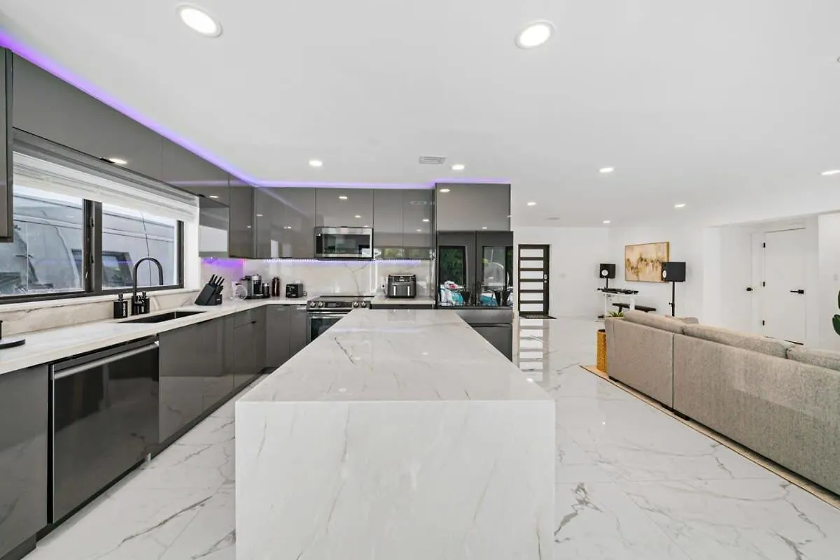 Luxury Azure With Heated Pool 20 Minutes To * Miami