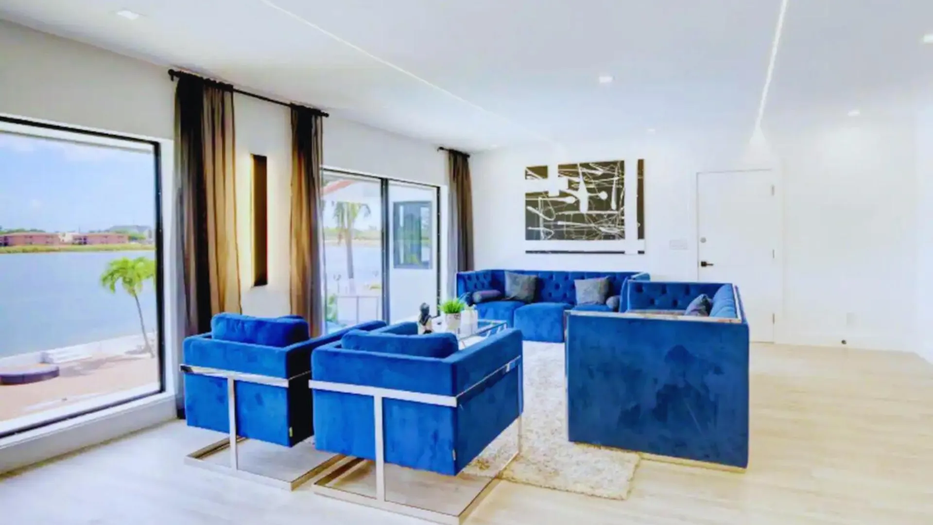Club House 305 W Private Nightclub, Cinema, Game Room, Gym & Pool וילה *