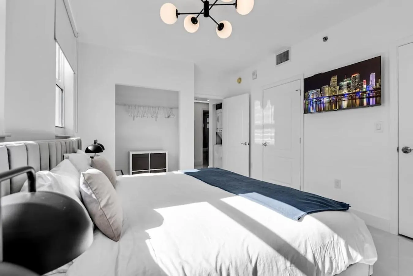 Luxe Brickell Gem With Huge Balcony N Ocean Views * Miami