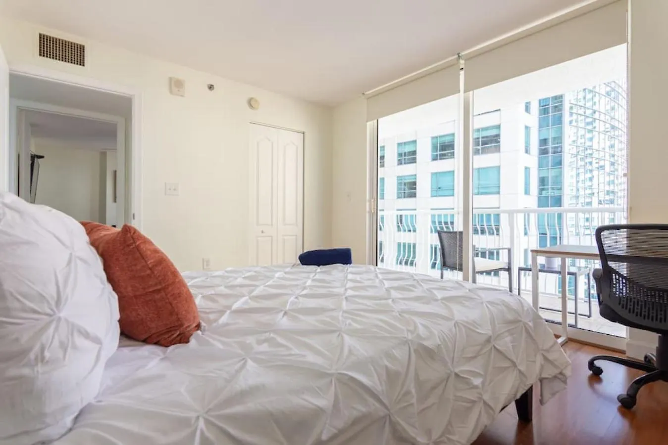 Vakantiehuis 3br Airbnb Friendly With Great Ocean View Balcony