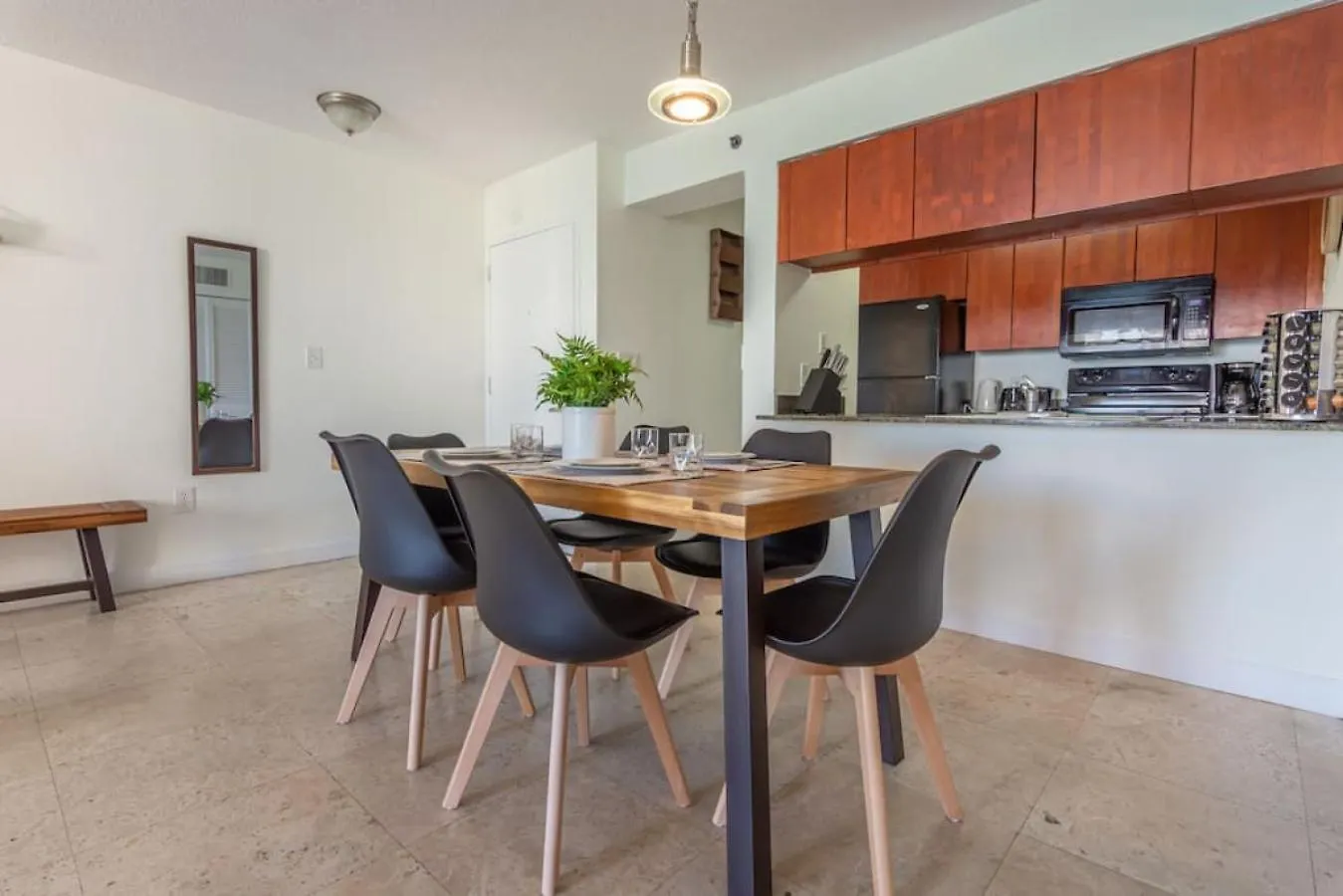 3br Airbnb Friendly With Great Ocean View Balcony *