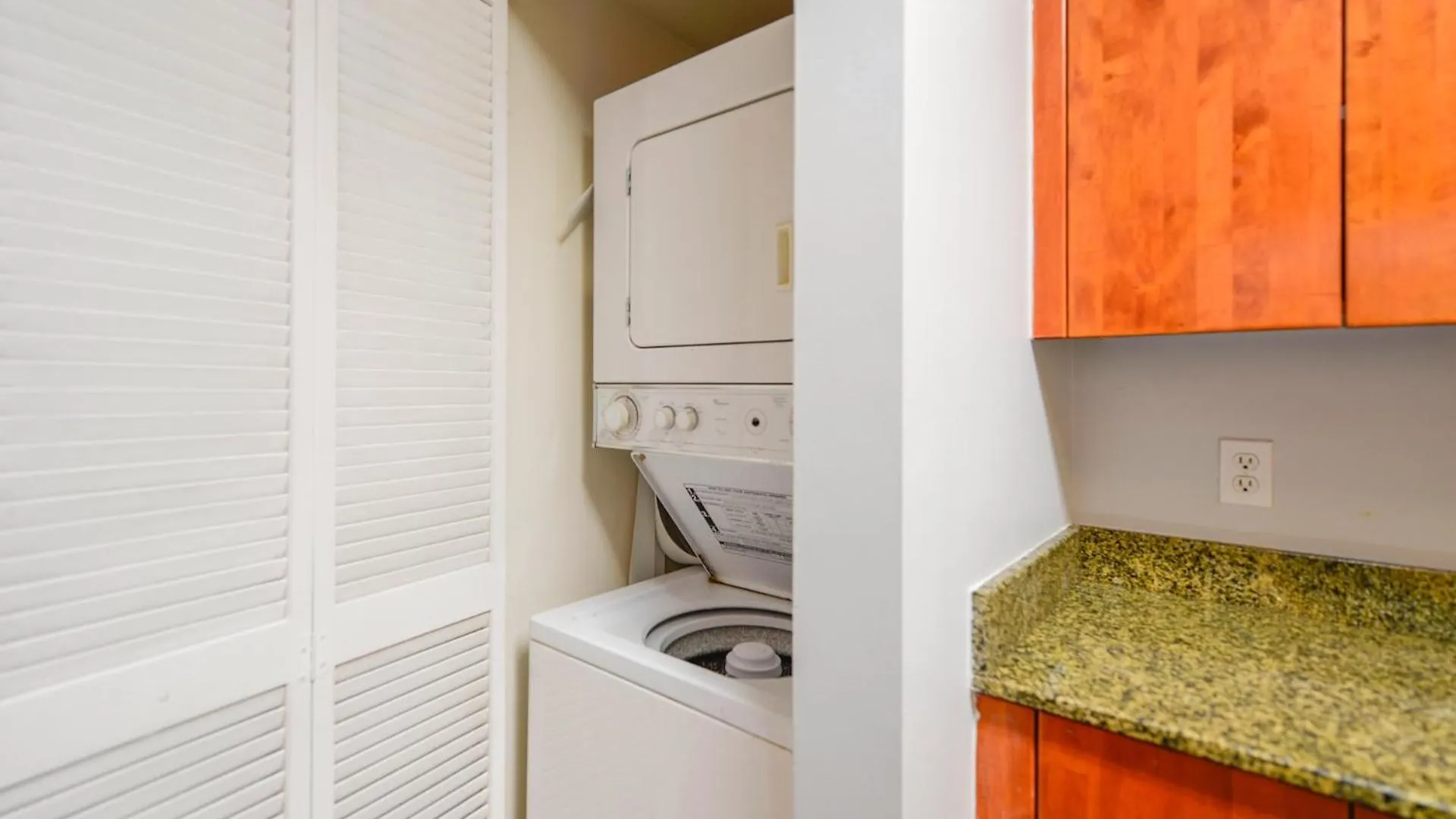 Free Parking! With A Perfect Location In Brickell