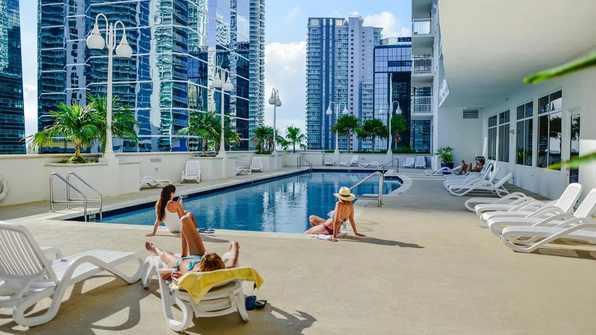 Free Parking! With A Perfect Location In Brickell Appartement *