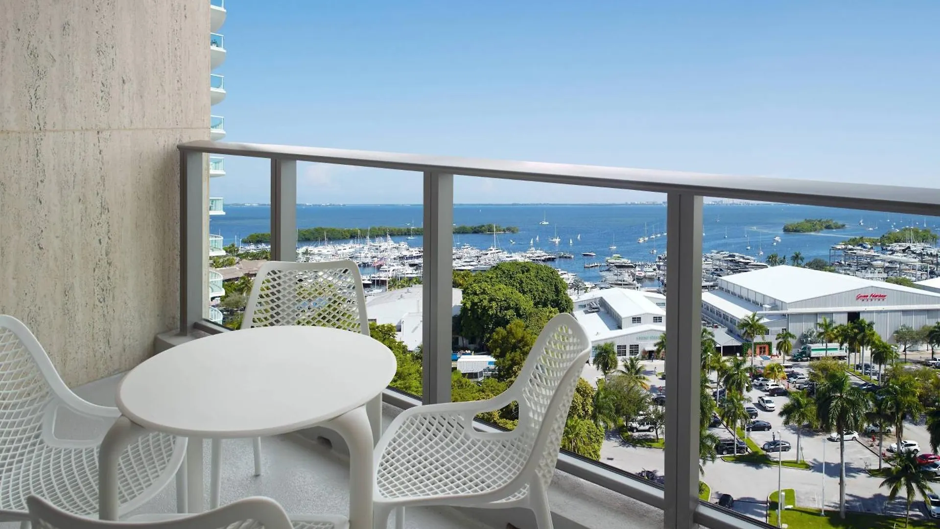 Hotel Courtyard Coconut Grove Miami