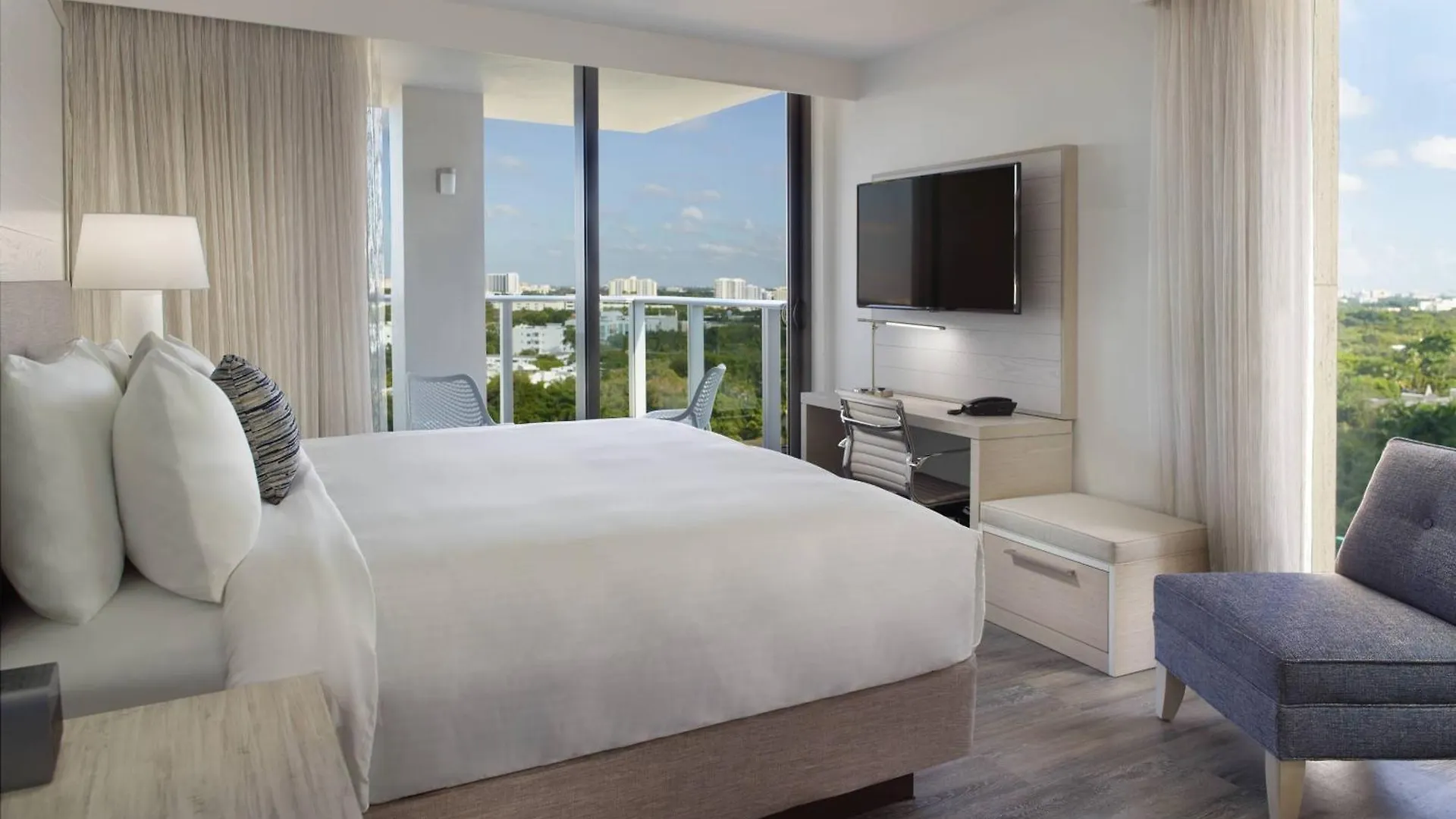 Hotel Courtyard Coconut Grove Miami