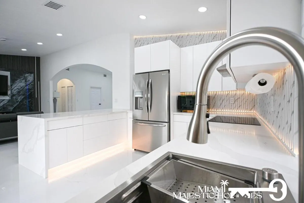 Vakantiehuis Golden Horizon Villa, Pool, Perfect Game Room, Bbq Miami