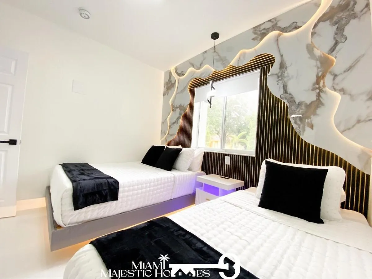 Vakantiehuis Golden Horizon Villa, Pool, Perfect Game Room, Bbq Miami