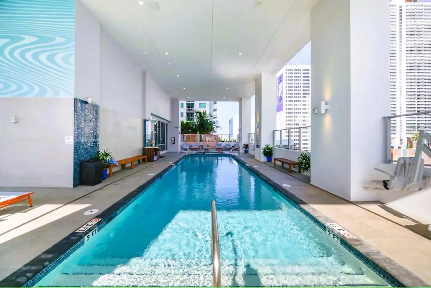 Explore Miami's Heat - Huge 1 Bed Pool & Gym Prázdninový dům Miami