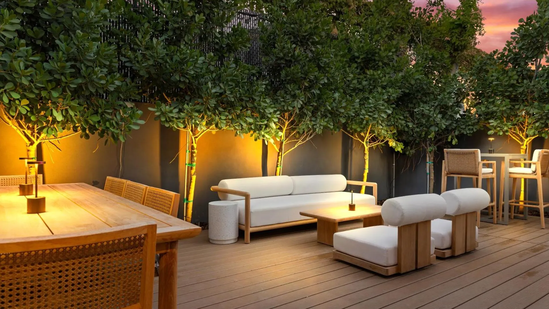 The Rover Hotel 4*