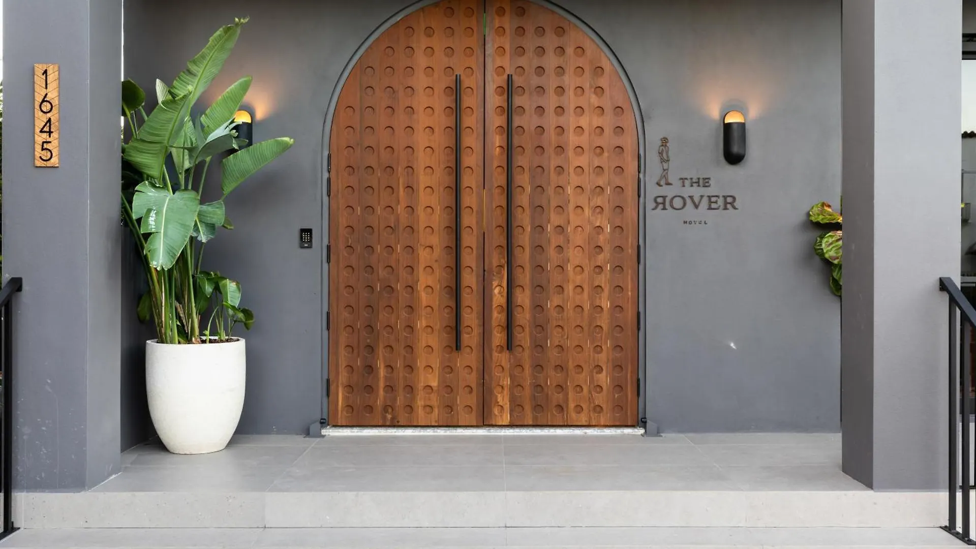 The Rover Hotel 4*