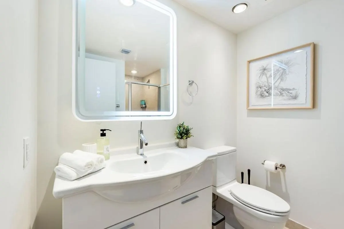 公寓 Sky High Penthouse Corner 2br 2ba Icon Brickell