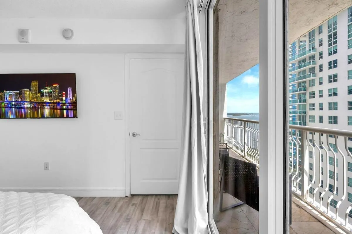 Skyline Water View 2br Free Parking 迈阿密