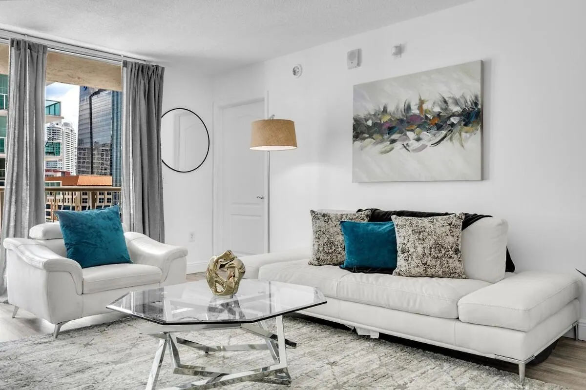 Skyline Water View 2br Free Parking 迈阿密