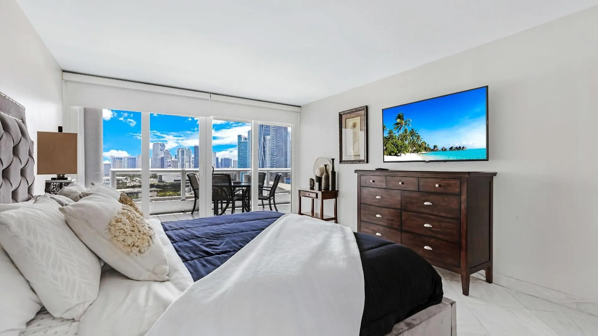 4 Bedroom With Stunning Balcony View Apartmán Miami
