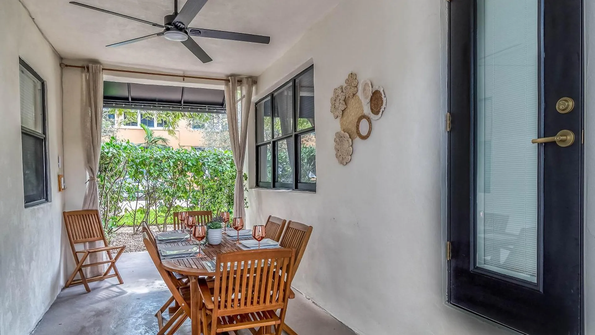 Casa Bellini Modern 3br W Bbq -10 Mins To Beac בית נופש *