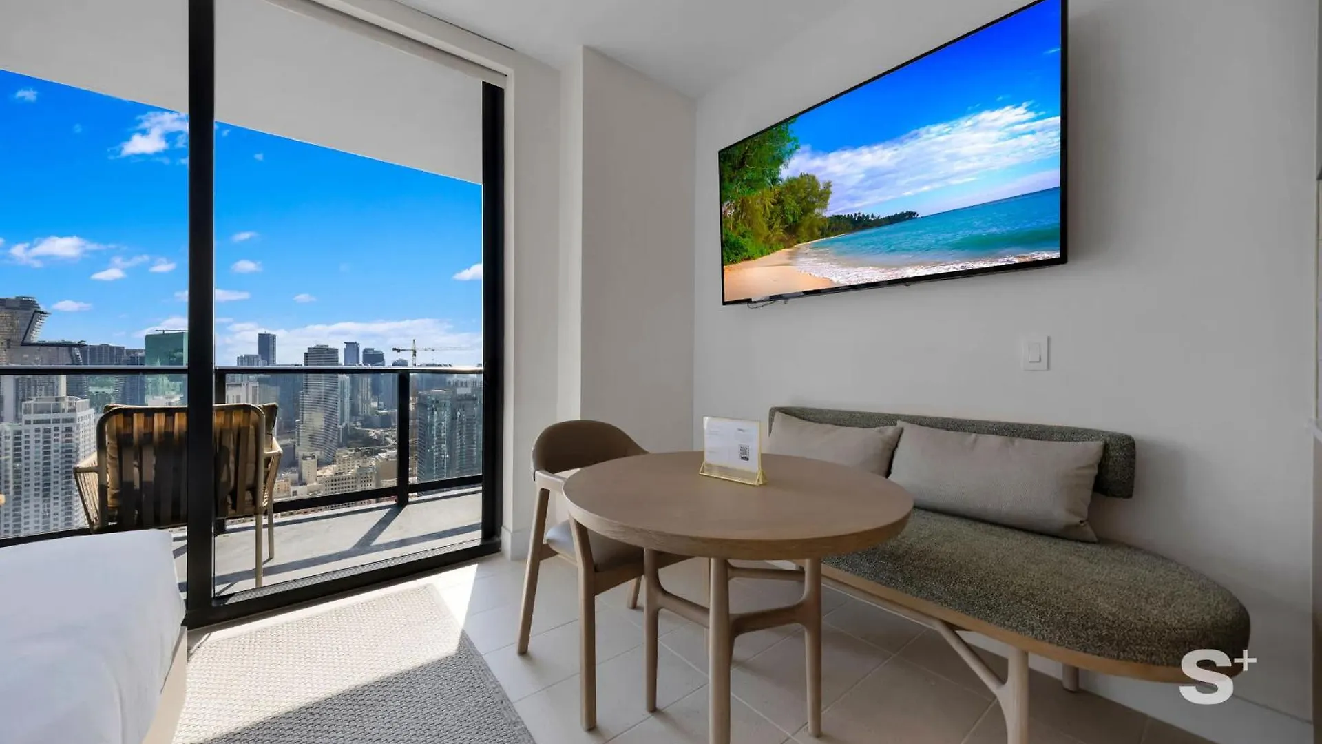 Sky High Sleek In The Heart Of The