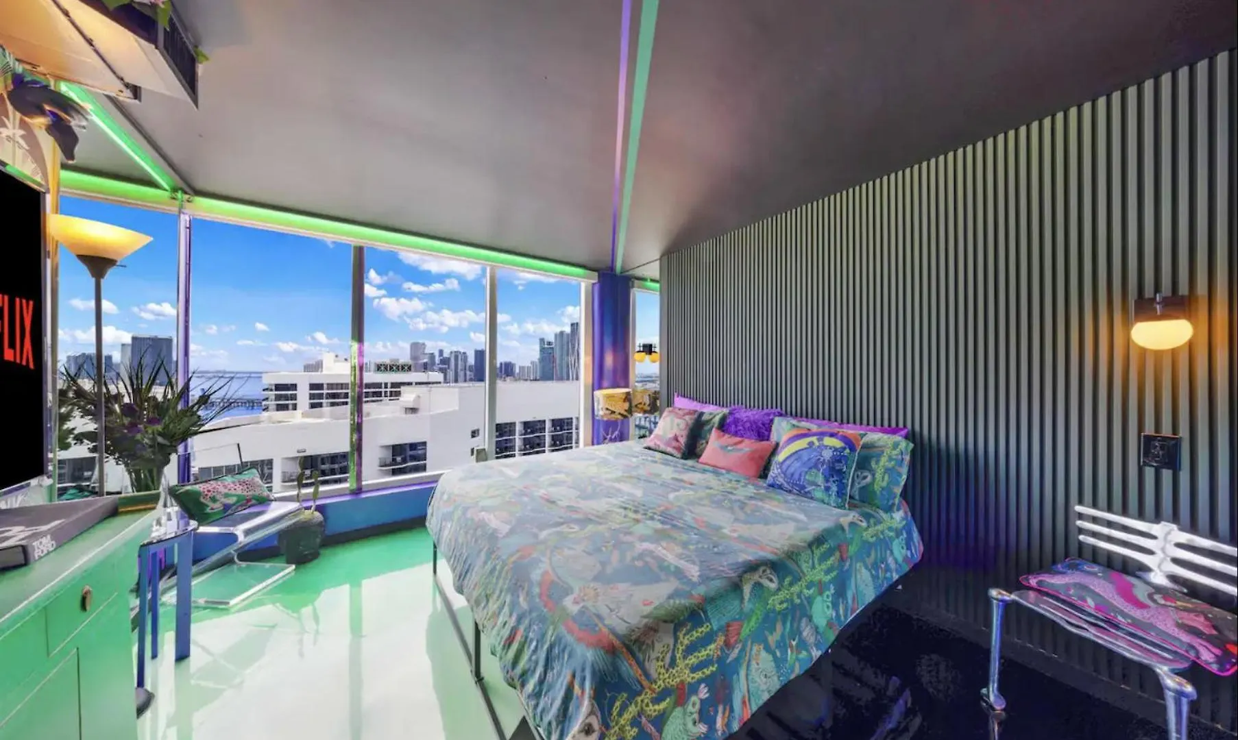 Bayside Glam With Epic Views Miami