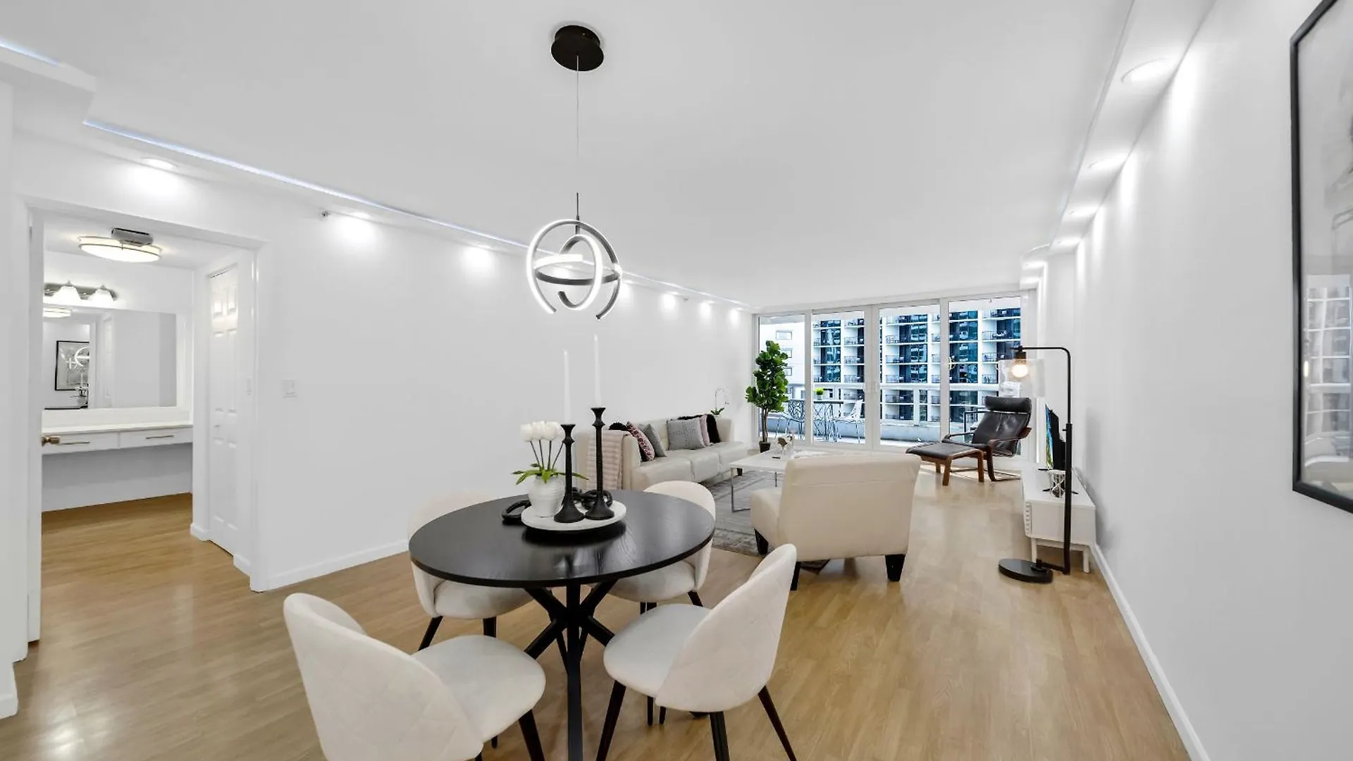 Bayside Glam With Epic Views Apartment