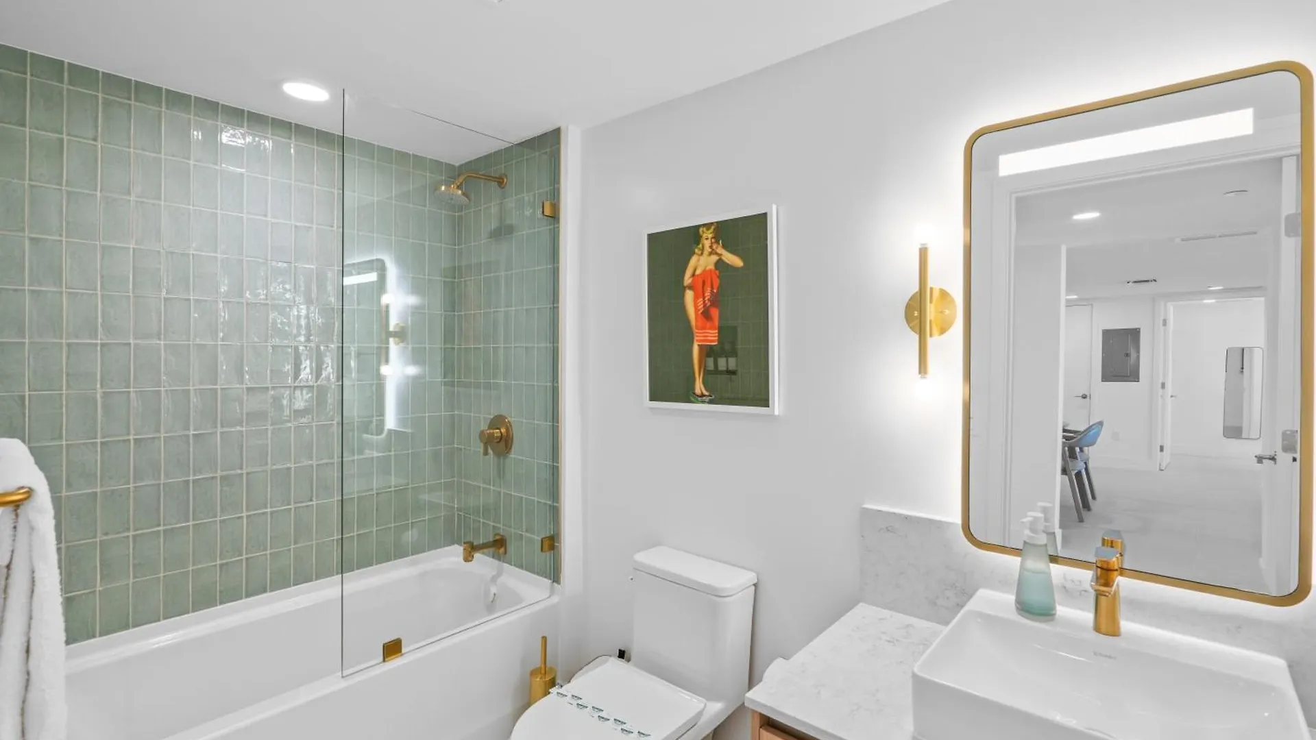 Stunning Views Dwntwn 2br Unit - Floor 28th Appartement