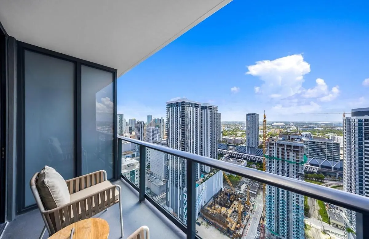 Apartman Upscale 1br In Dtw With Views Miami