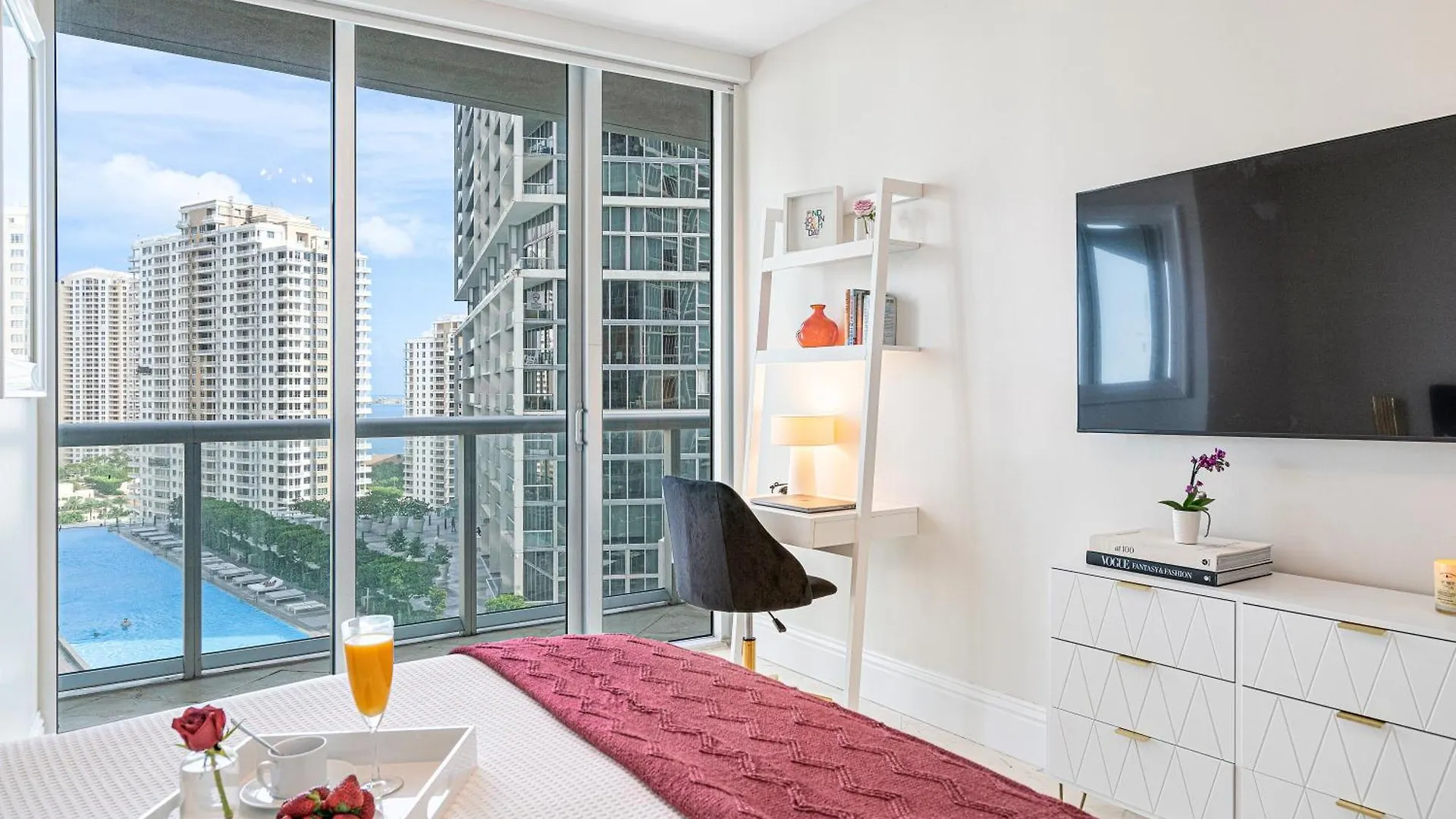 Brickell By Vacation 4*