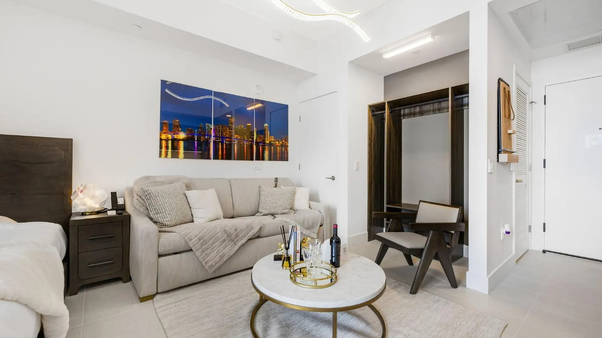 Διαμέρισμα Exclusive With Views In Downtown