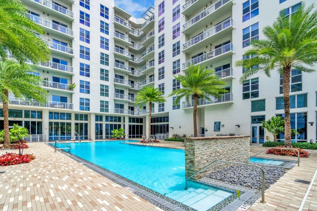 Stylish 1br Unit With Free Parking Near Wynwood Apartment