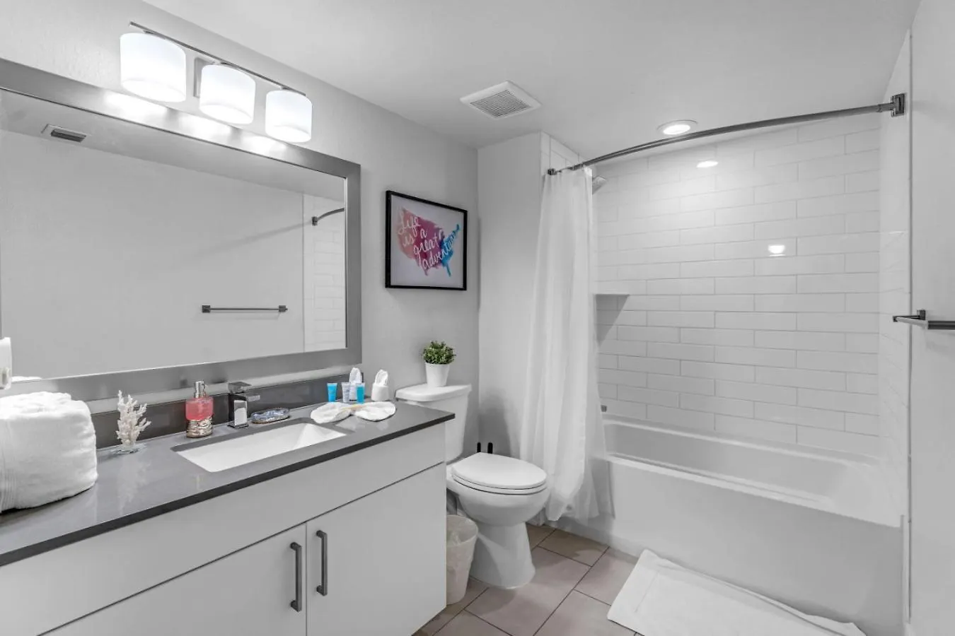 Stylish 1br Unit With Free Parking Near Wynwood