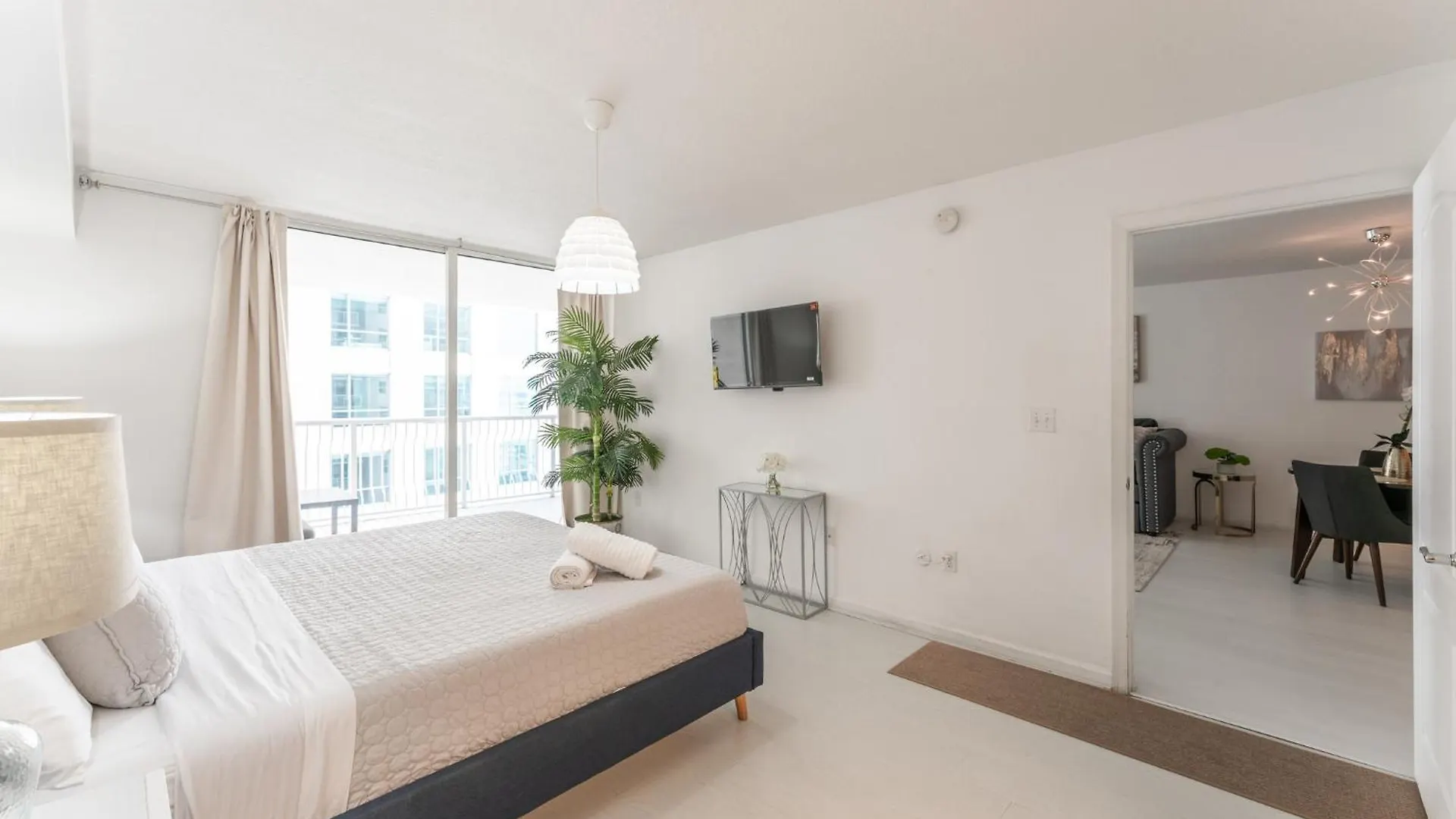 Lux Brickell Bay Views & Prime Location * Miami