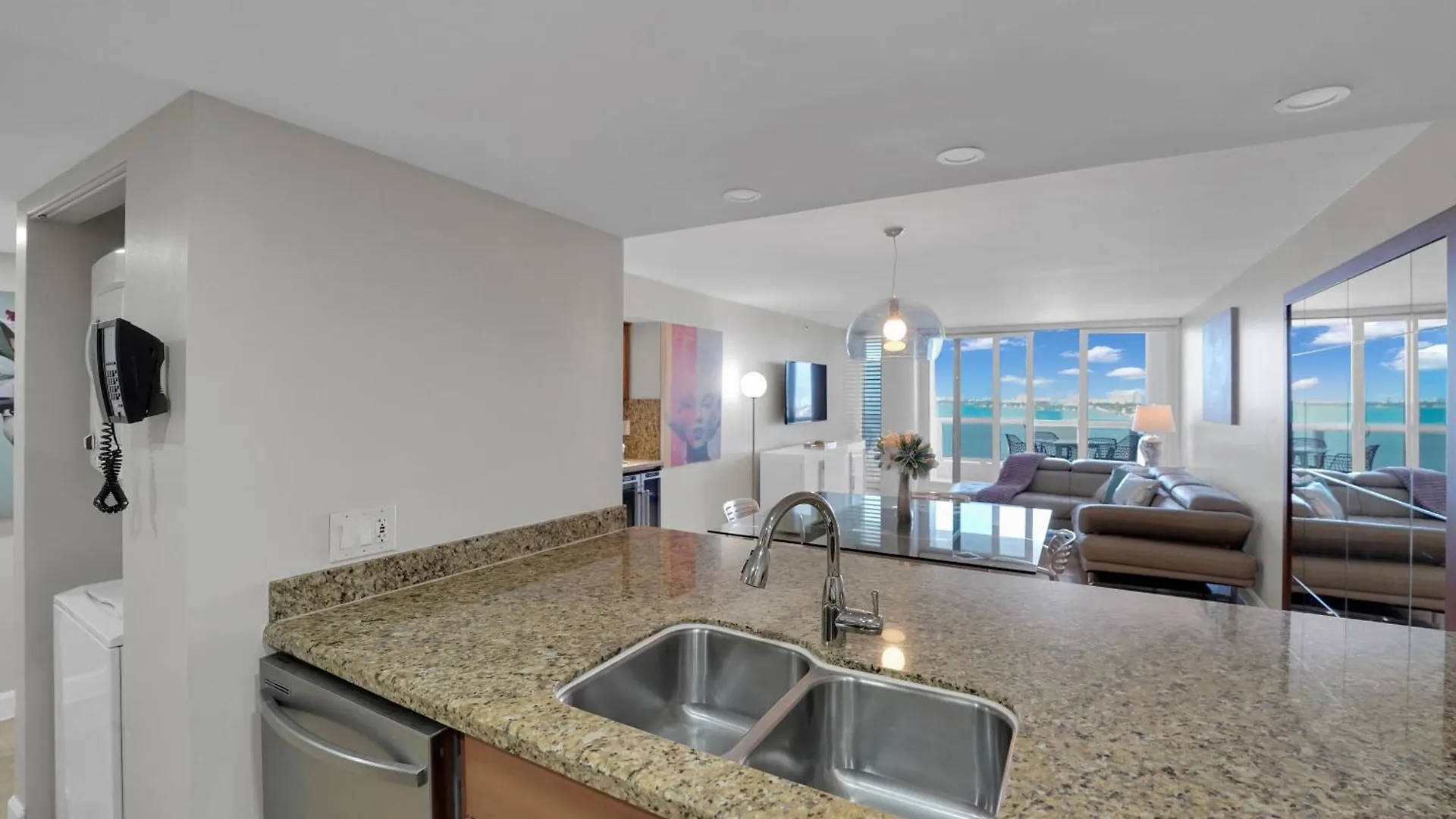 Permanent Vacation! Direct Water Views! * Miami
