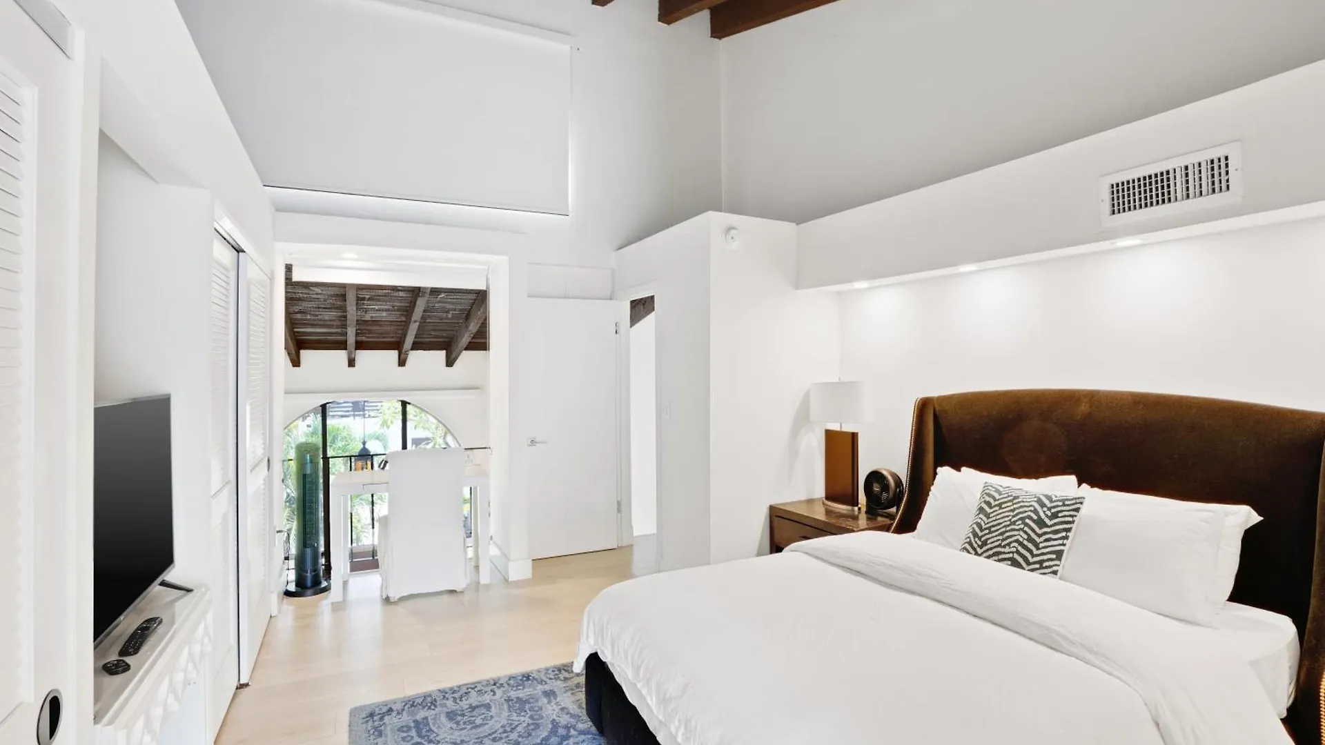 Βίλα Luxury Pool At St. Unit E, Pet Friendly *