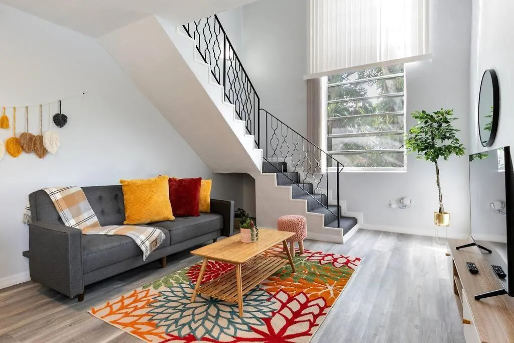 1b Next To Airport Virg 12 Apartamento *