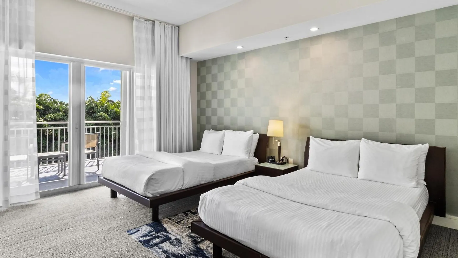 Hotel Provident At The Blue Doral