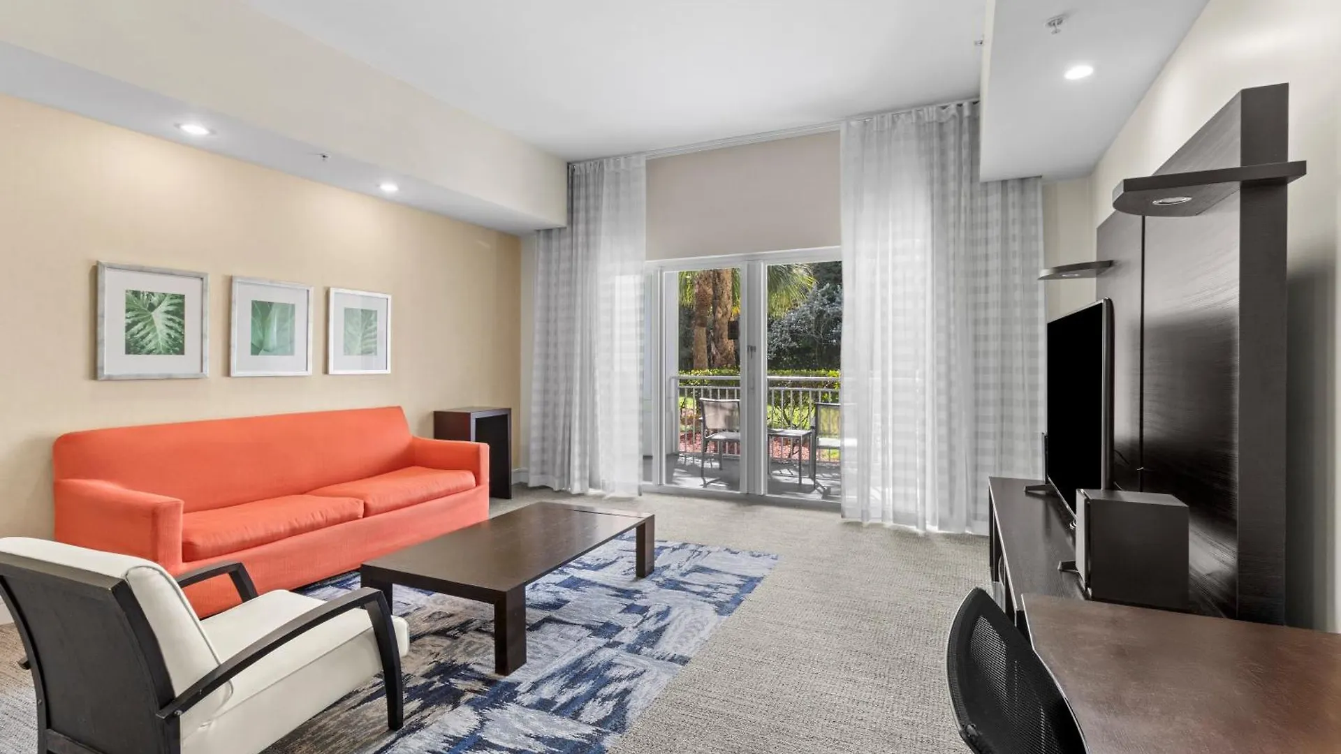 Provident At The Blue Hotel Doral