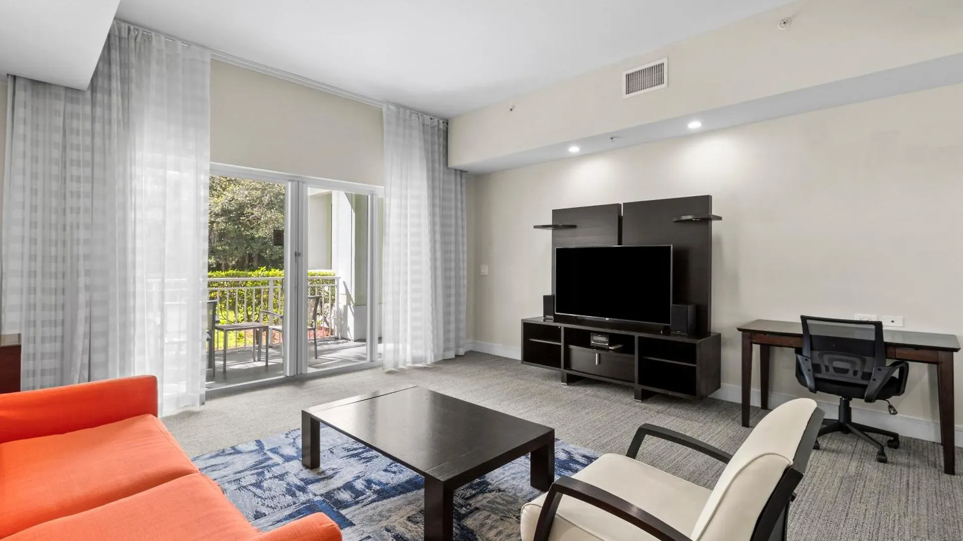 Provident At The Blue Doral