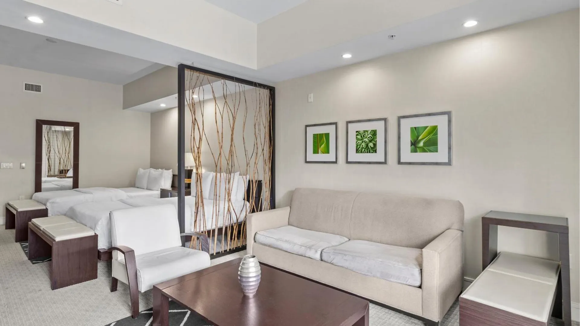 Hotel Provident At The Blue Doral