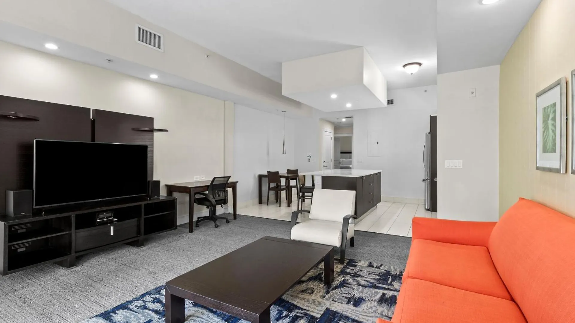 Provident At The Blue Doral