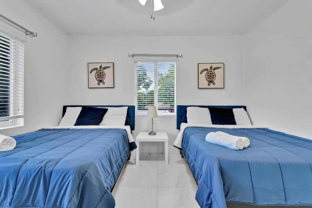 Celeste House Enjoy Caribbean 2 Bedroom Appartamento