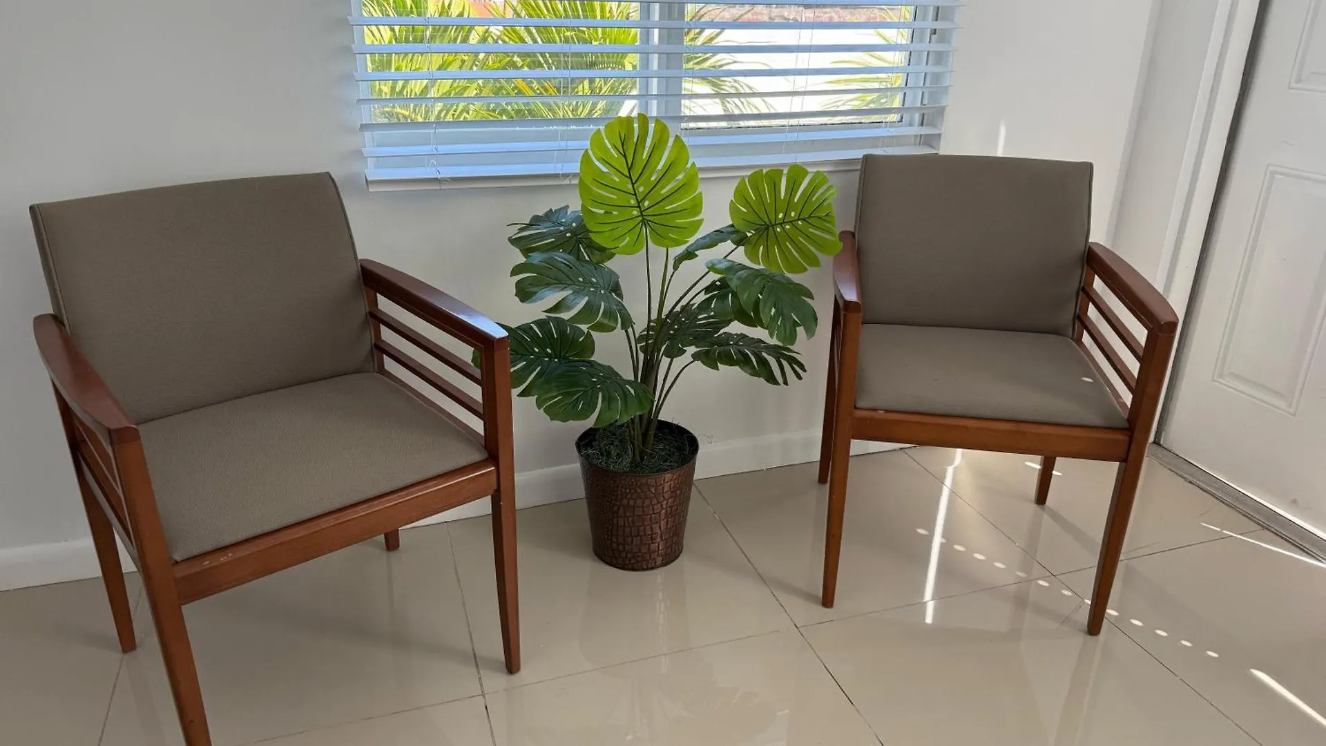Renzzi Miami