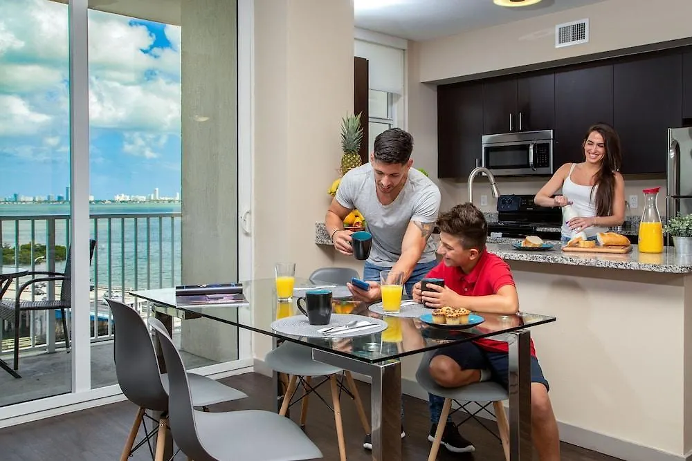 Mare Azur Luxury By Grand Bay Ξενοδοχείο 4*